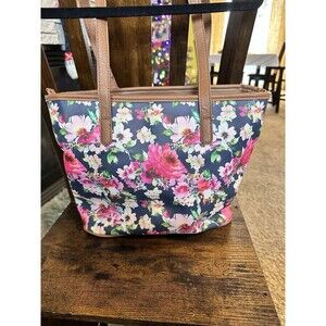 Bueno Floral Shoulder Bag